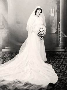 Brides Dresses
