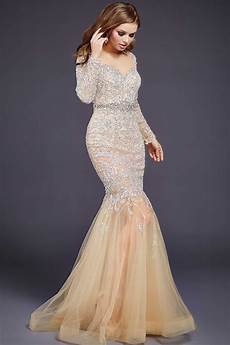 Formal Dressings