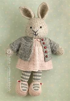 Knitted Garments For Ladies