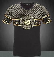 Man Short-Sleeved Shirts