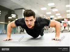 Man Sportwears