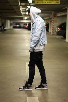 Men' Jeans