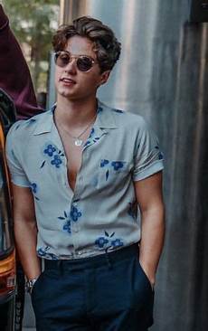 Short-Sleeved