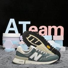Sportsshoe