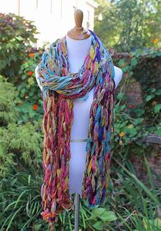 Tricot Scarf