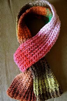 Tricot Scarf