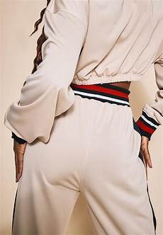 Tricot Wears
