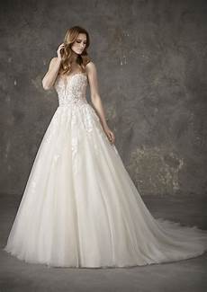 Vakko Wedding Dresses