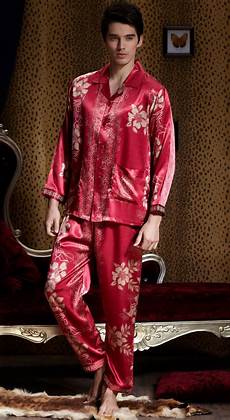 Women Pyjamas Models