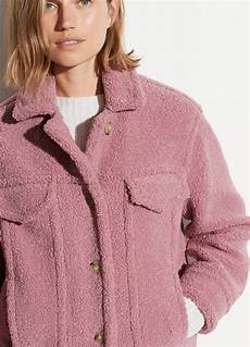 Women's Sports Wear